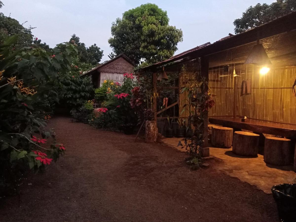 Tribal Village Homestay Banlung Eksteriør billede