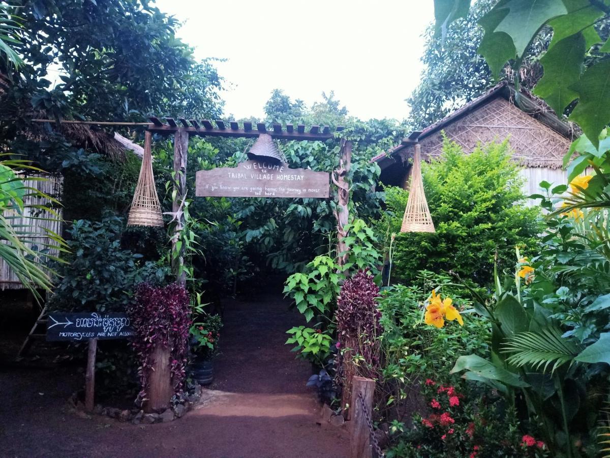 Tribal Village Homestay Banlung Eksteriør billede
